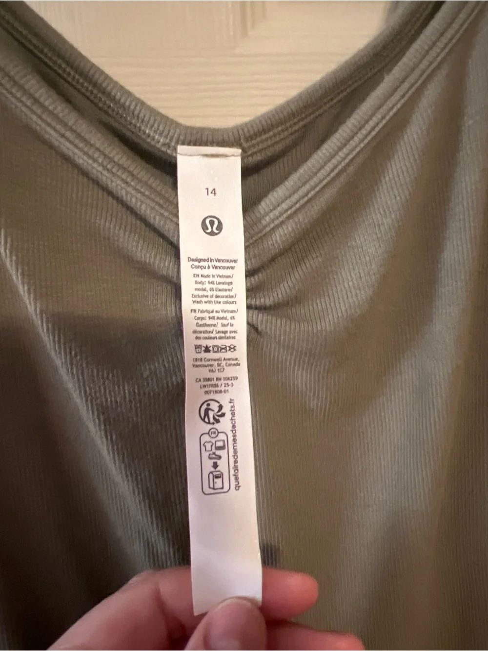 #164 Lululemon Hold Tight Sweetheart Tank Top Bay Leaf Size 14 EUC